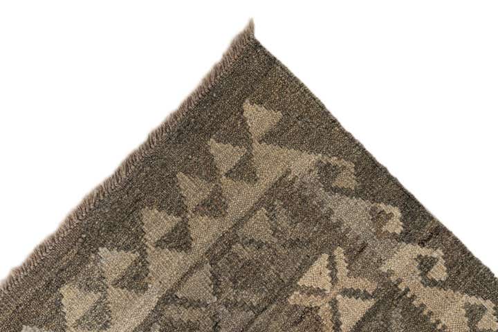 6' 11 x 10' 4 Hand Woven Kilim Maymana Wool Rug