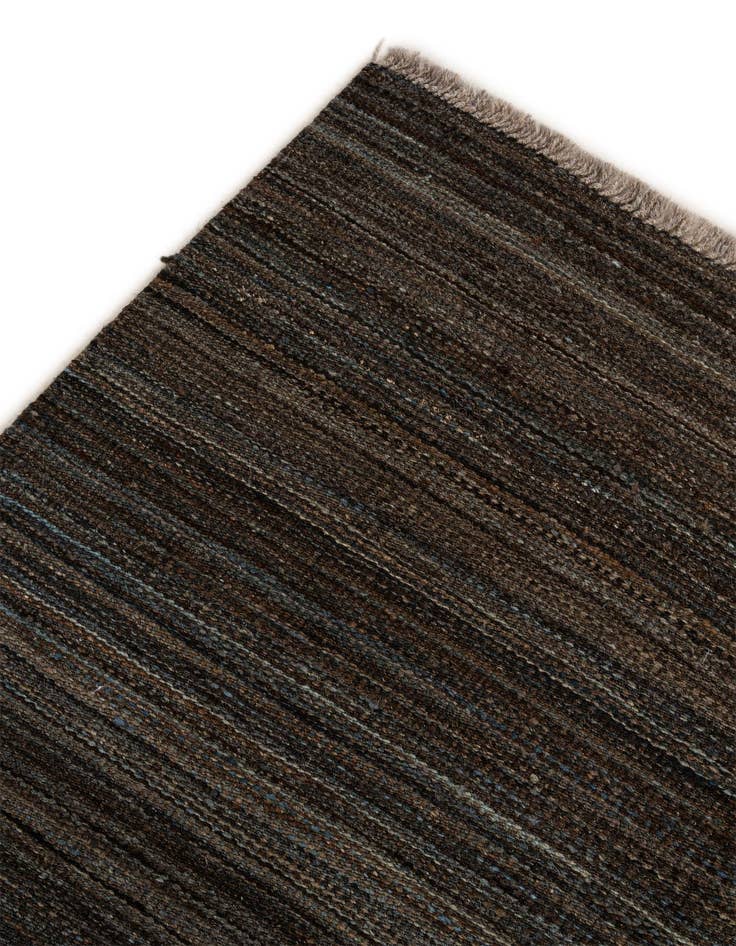 Detail image of 6' 6 x 9' 9  Hand Woven Kilim Modern Wool Rug