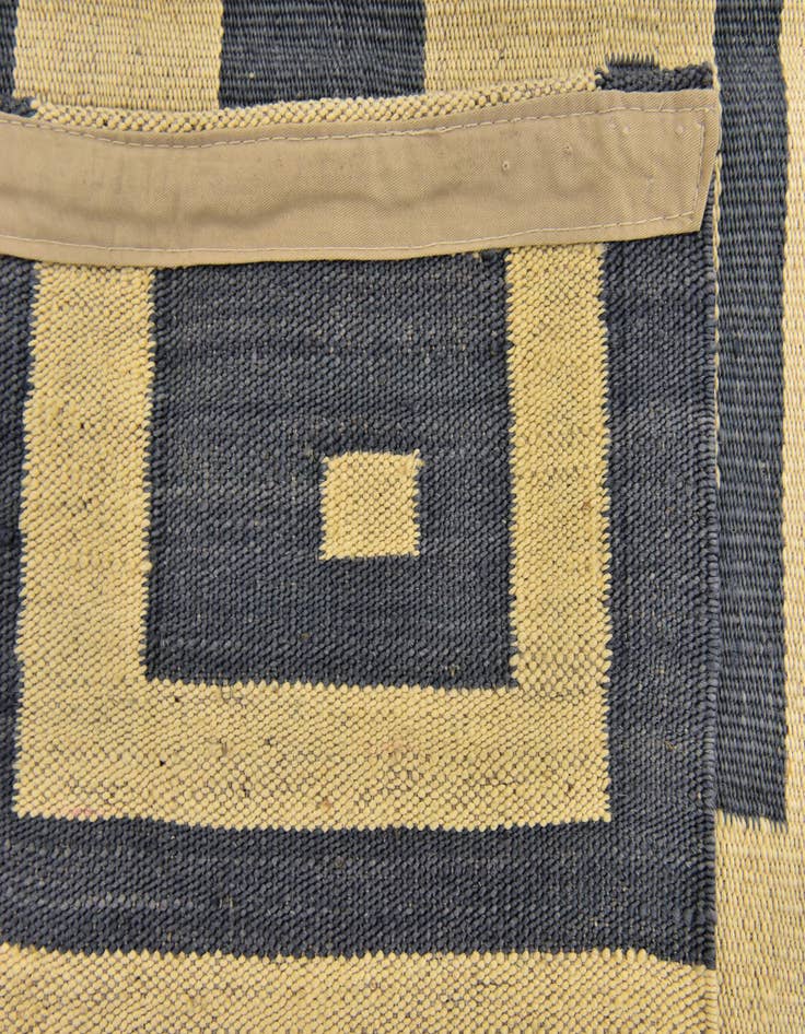 Detail image of 5' x 6' 6  Hand Woven Kilim Modern Wool Rug