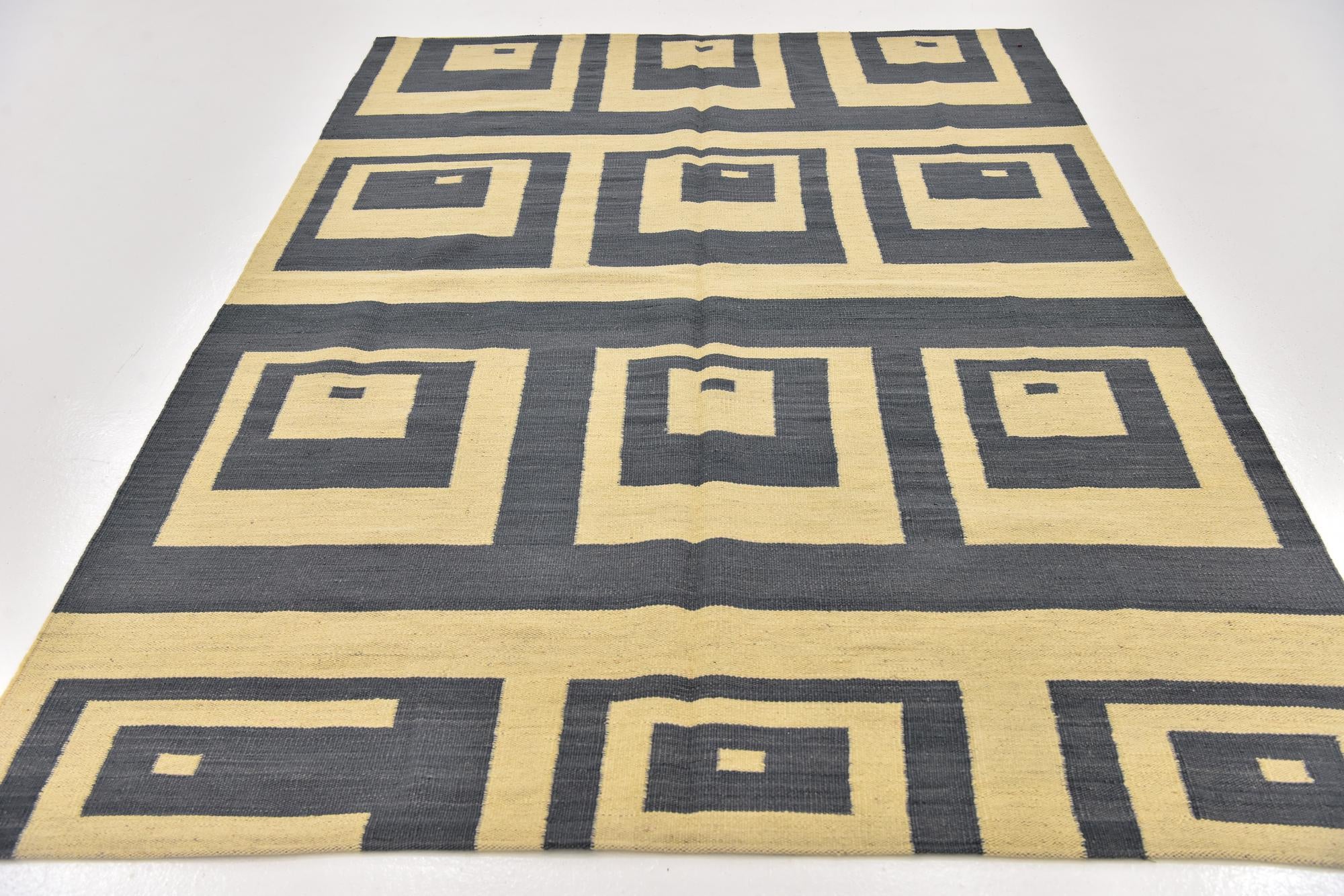 5' x 6' 6 Hand Woven Kilim Modern Wool Rug