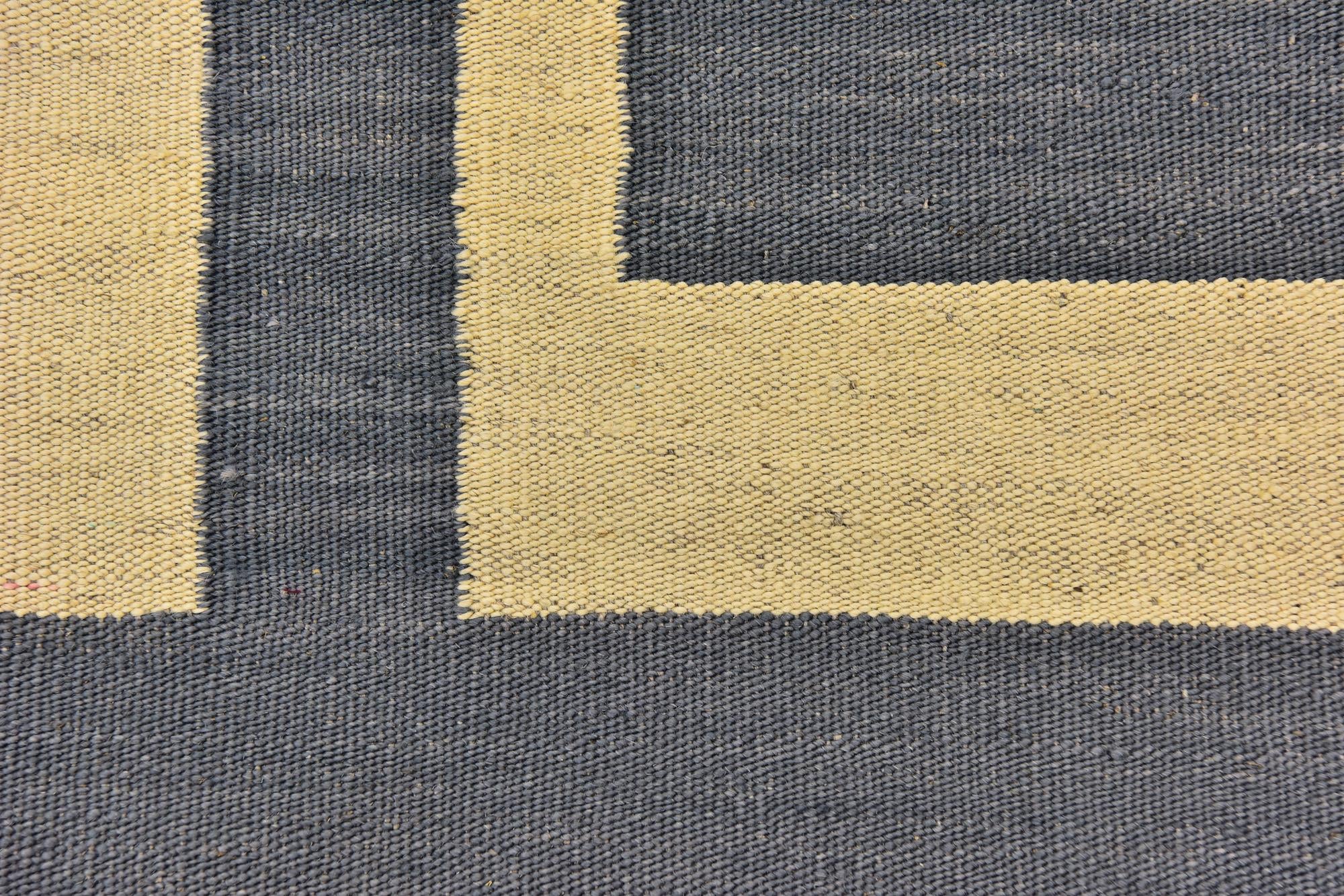 5' x 6' 6 Hand Woven Kilim Modern Wool Rug