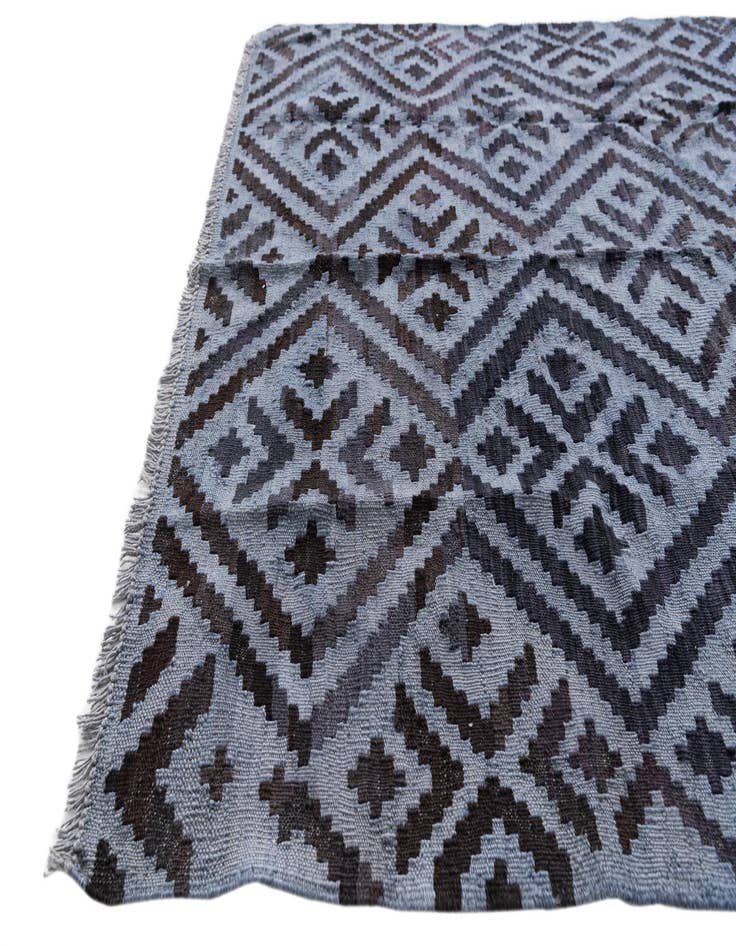 Detail image of 4' x 5' 10  Hand Woven Kilim Modern Wool Rug