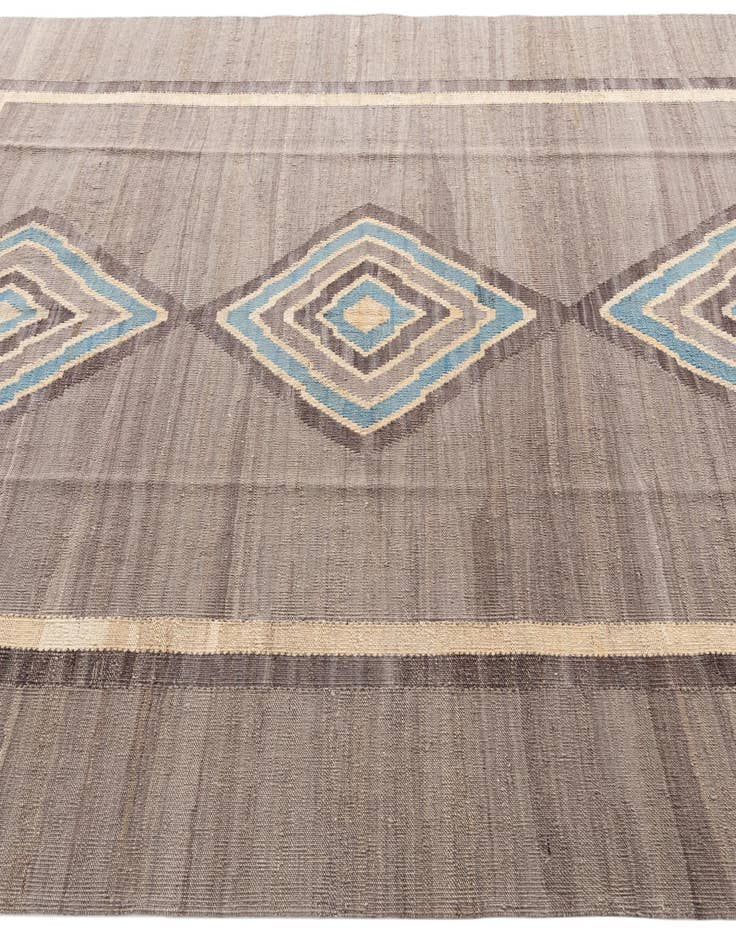 Detail image of 6' 5 x 9' 10 Hand Woven Kilim Modern Wool Rug