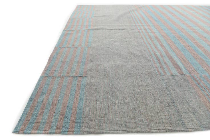 Detail image of 6' 7 x 9' 5 Hand Woven Kilim Modern Wool Rug