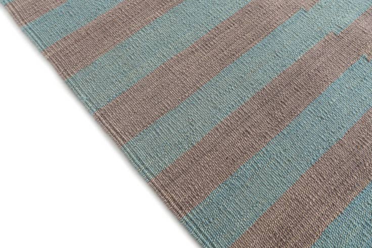 Detail image of 6' 7 x 9' 5 Hand Woven Kilim Modern Wool Rug