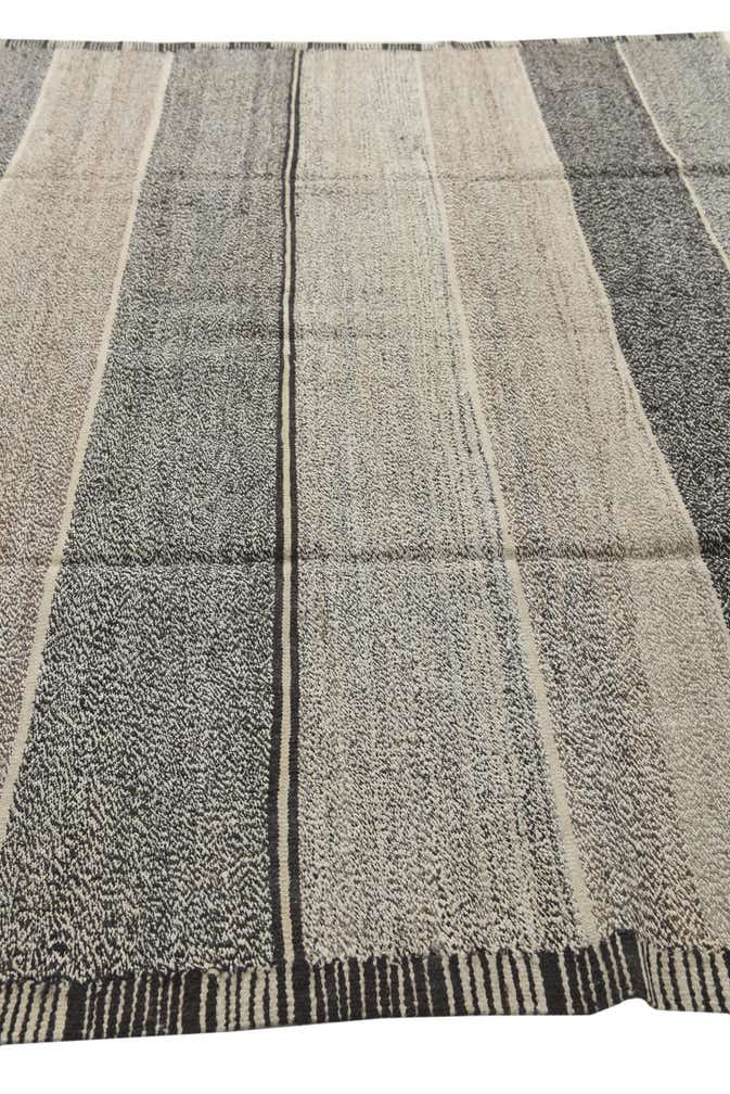 8' 4 x 9' 3 Hand Woven Kilim Modern Wool Rug