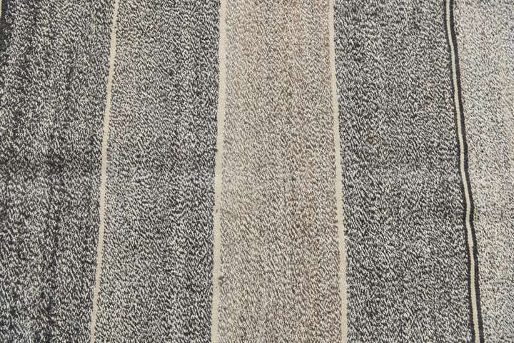 8' 4 x 9' 3 Hand Woven Kilim Modern Wool Rug