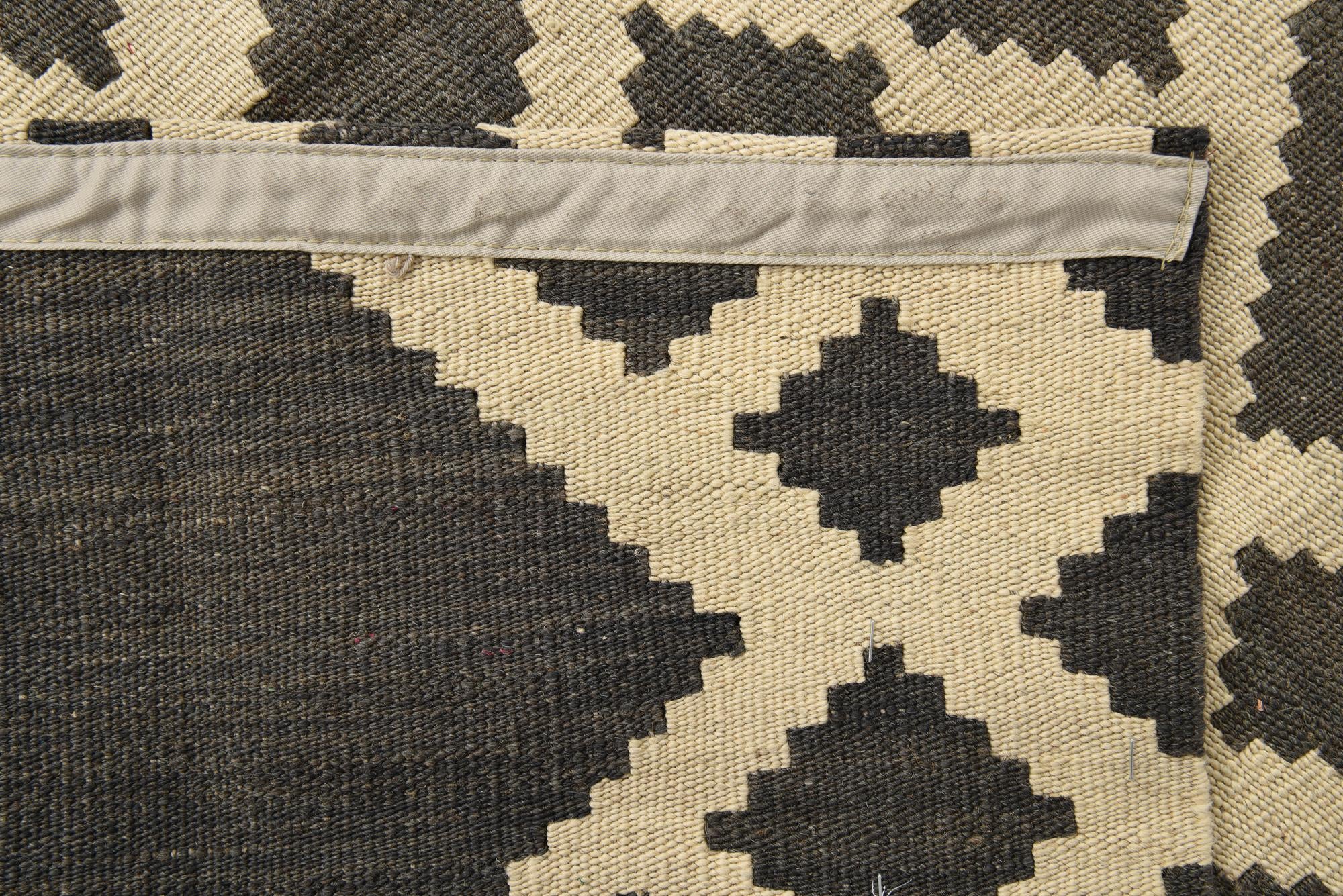 3' 8 x 6' Hand Woven Kilim Modern Wool Rug