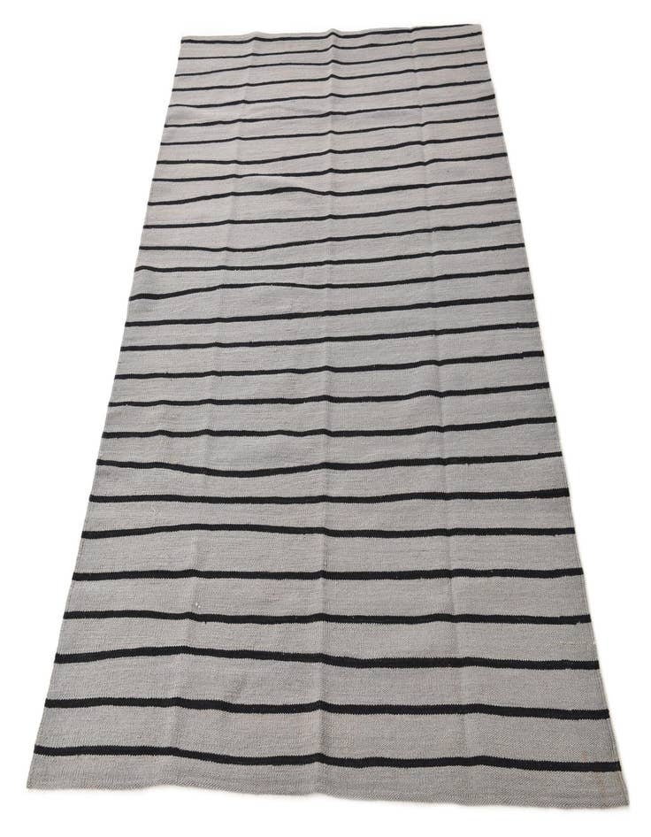 Detail image of 4' 2 x 5' 10  Hand Woven Kilim Modern Wool Rug