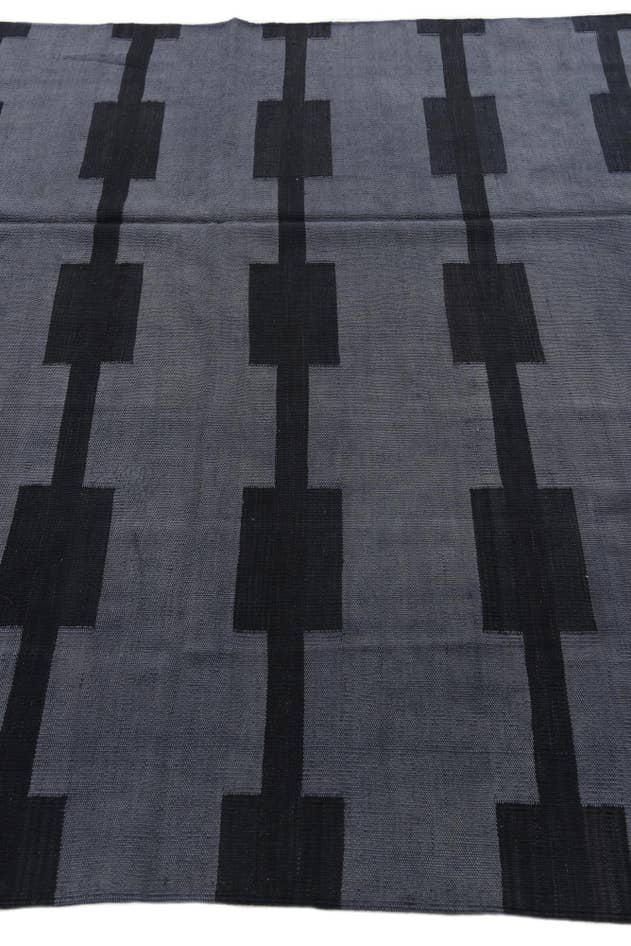Detail image of 5' 8 x 7' 6 Hand Woven Kilim Modern Wool Rug