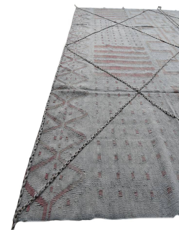 Detail image of 8' 6 x 9' 3  Hand Woven Kilim Modern Wool Rug