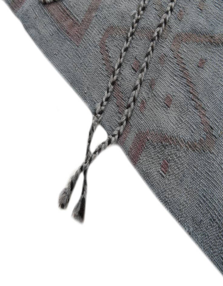 Detail image of 8' 6 x 9' 3  Hand Woven Kilim Modern Wool Rug