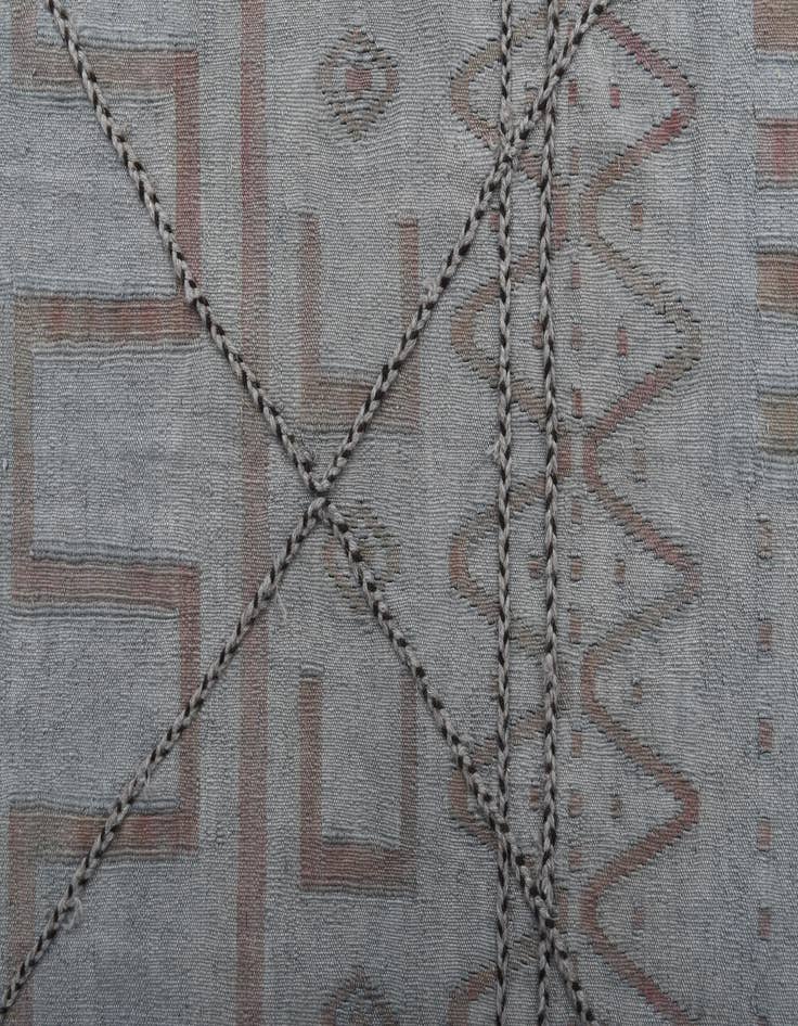 Detail image of 8' 6 x 9' 3  Hand Woven Kilim Modern Wool Rug