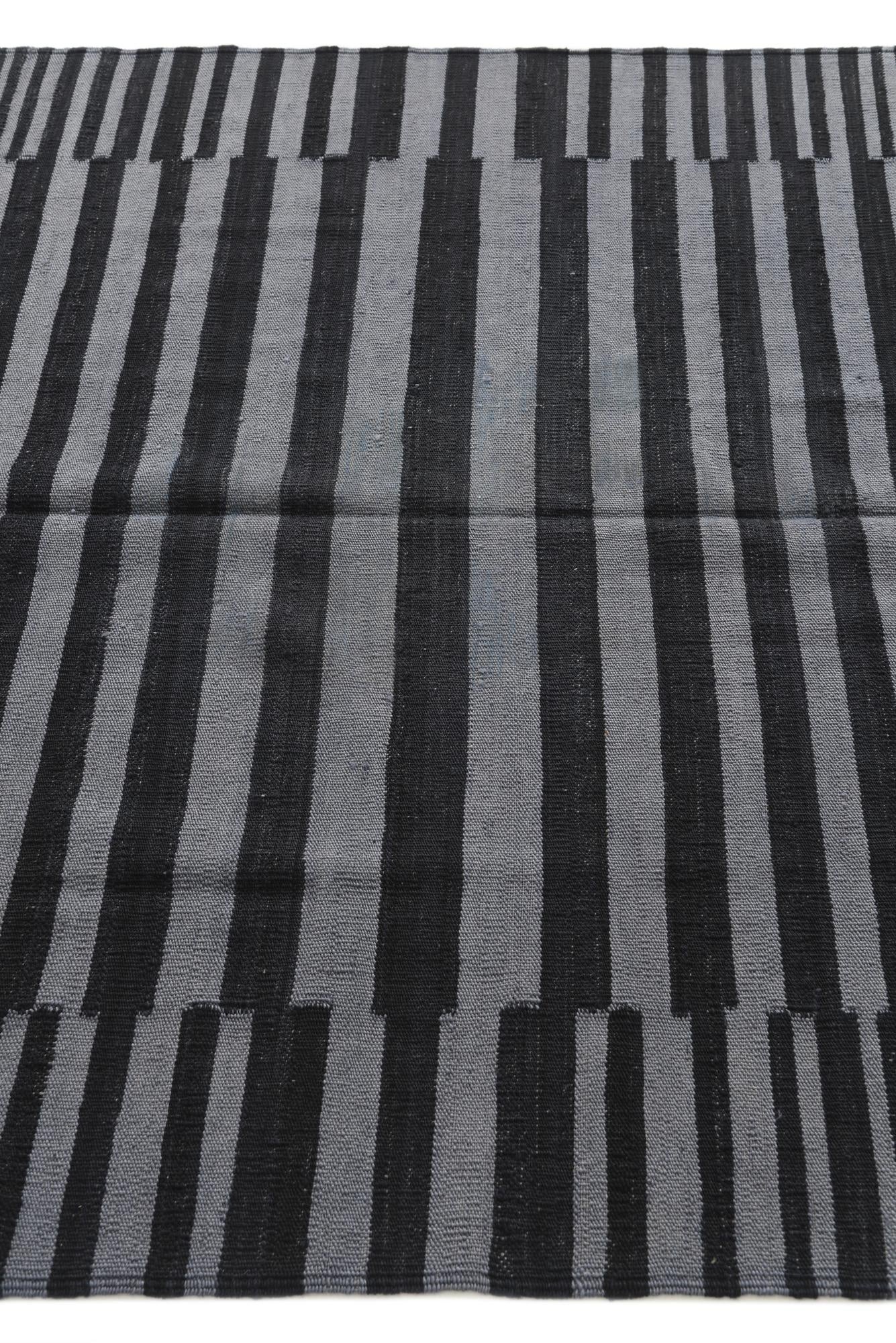 4' 4 x 5' 9 Hand Woven Kilim Modern Wool Rug