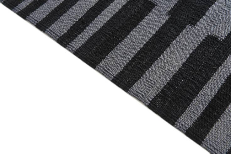 Detail image of 4' 4 x 5' 9 Hand Woven Kilim Modern Wool Rug