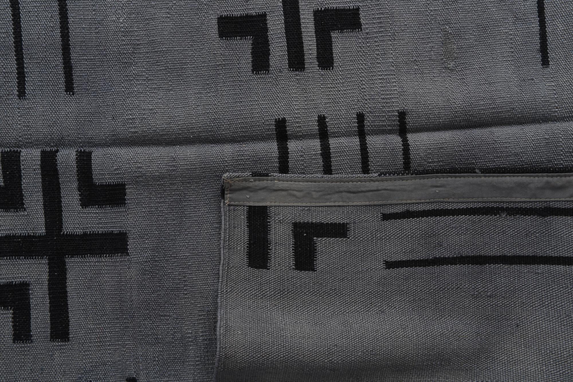 8' 5 x 9' 7 Hand Woven Kilim Modern Wool Rug