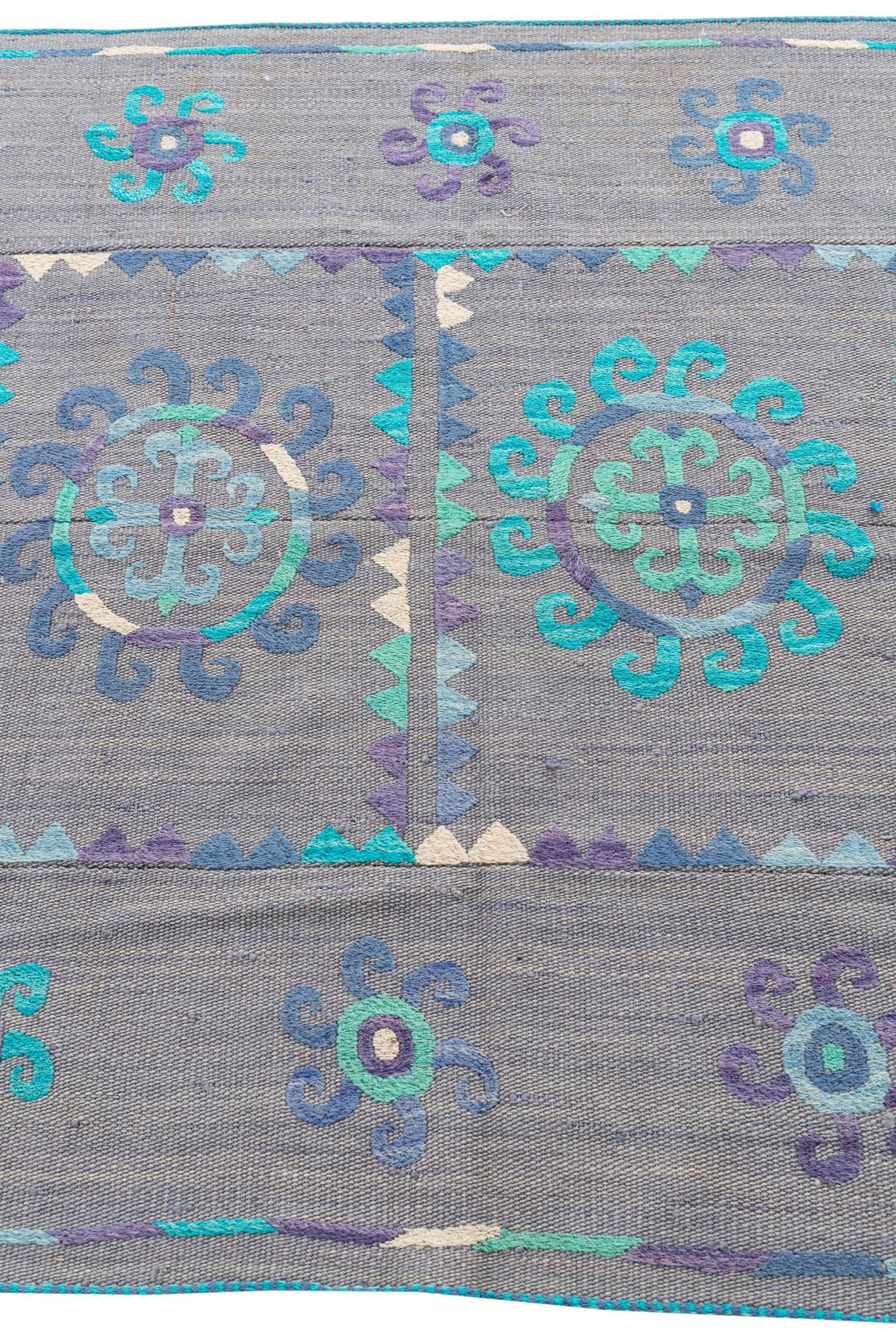 4' 1 x 5' 6 Hand Woven Kilim Suzani Wool Rug