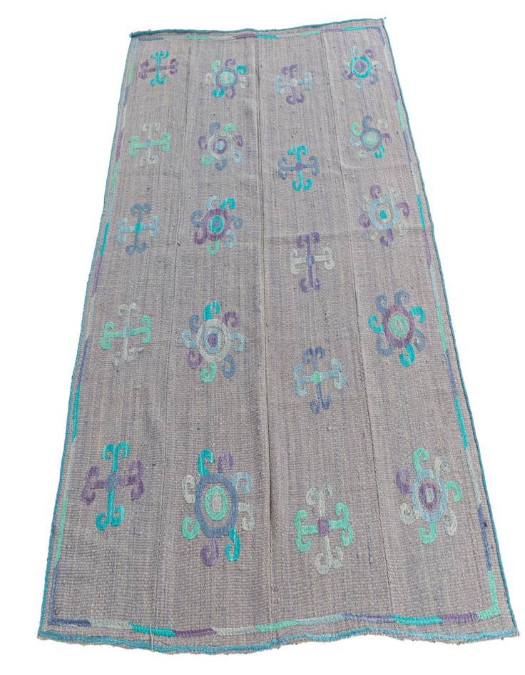 Detail image of 4' 3 x 5' 5 Hand Woven Kilim Suzani Wool Rug