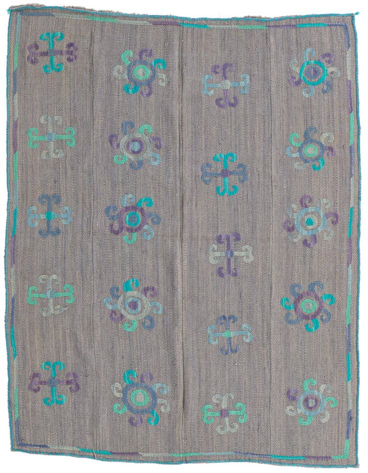 Detail image of 4' 3 x 5' 5 Hand Woven Kilim Suzani Wool Rug
