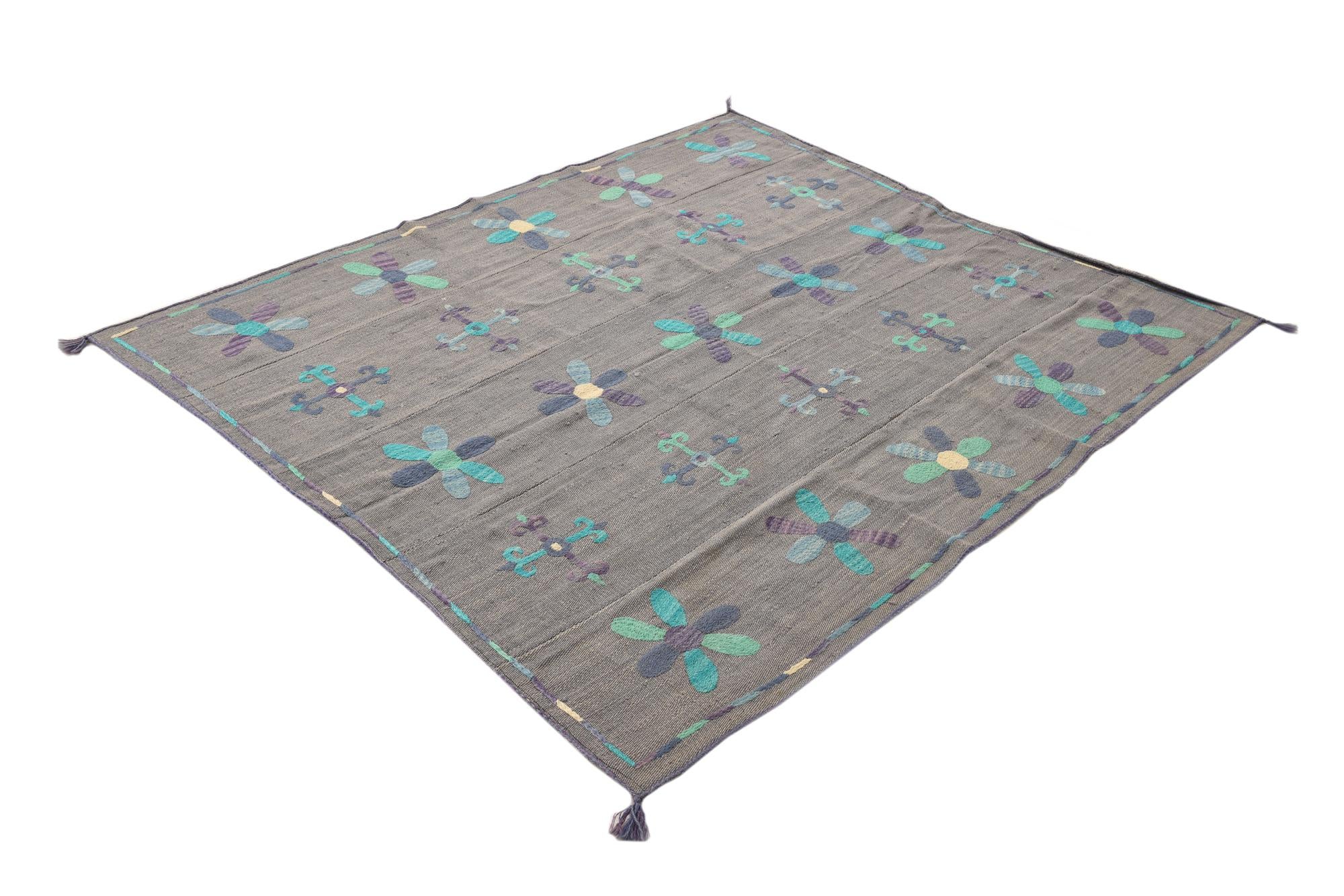 5' 1 x 6' Hand Woven Kilim Suzani Wool Rug