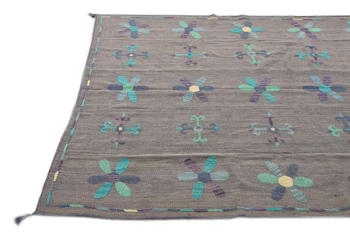 5' 1 x 6' Hand Woven Kilim Suzani Wool Rug