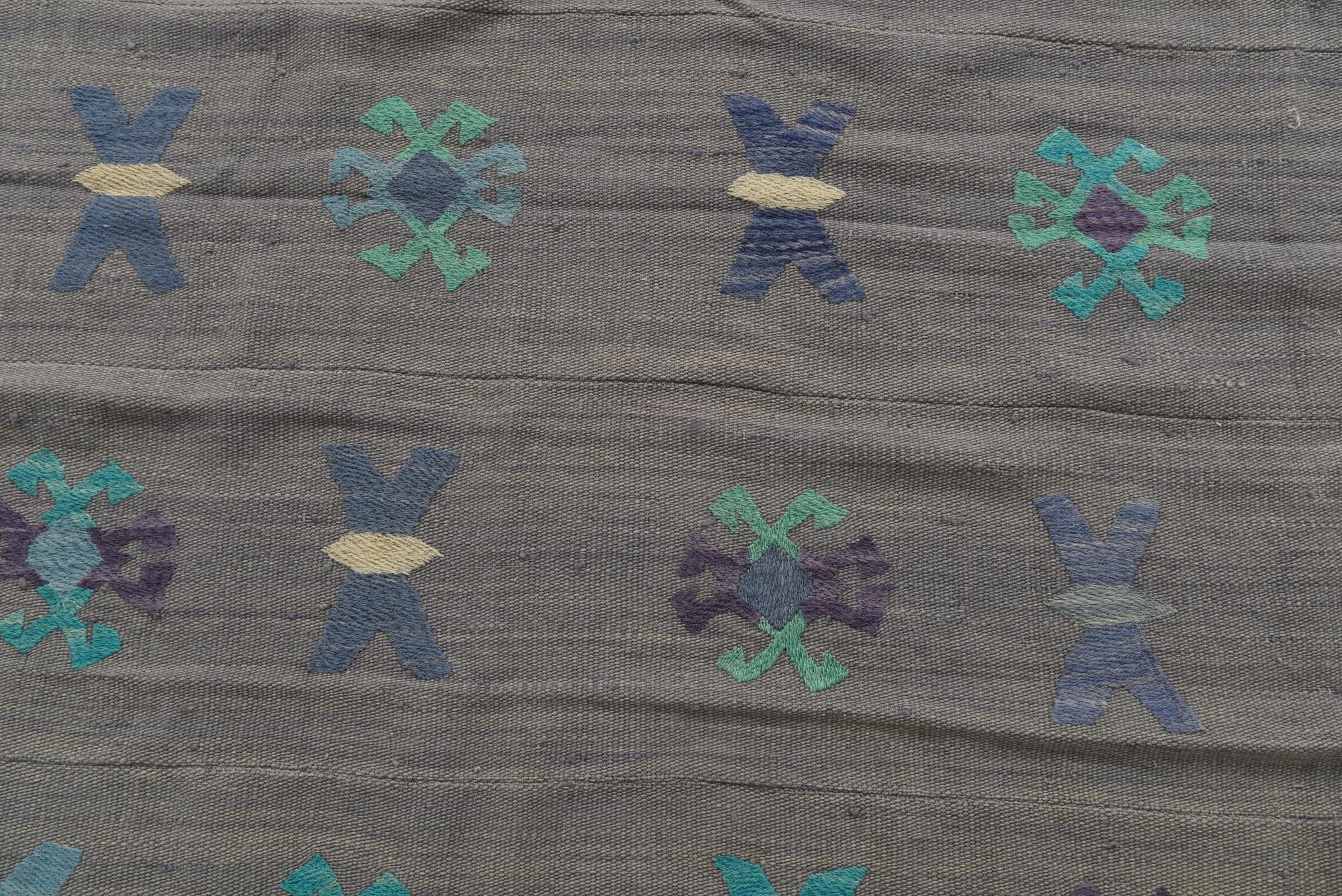 5' 3 x 6' Hand Woven Kilim Suzani Wool Rug