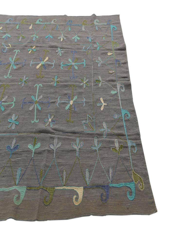 Detail image of 5' 10 x 6' 7  Hand Woven Kilim Suzani Wool Rug