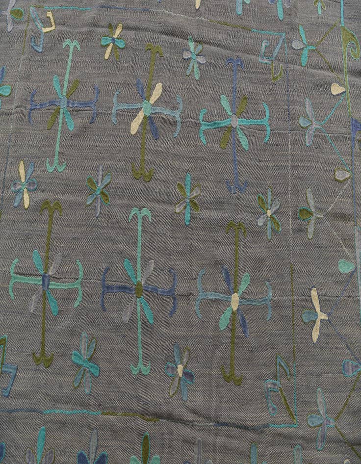 Detail image of 5' 10 x 6' 7  Hand Woven Kilim Suzani Wool Rug