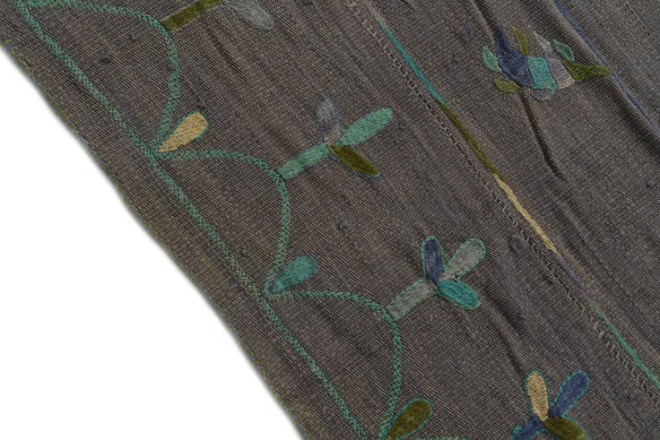 Detail image of 5' 8 x 7' 7 Hand Woven Kilim Suzani Wool Rug