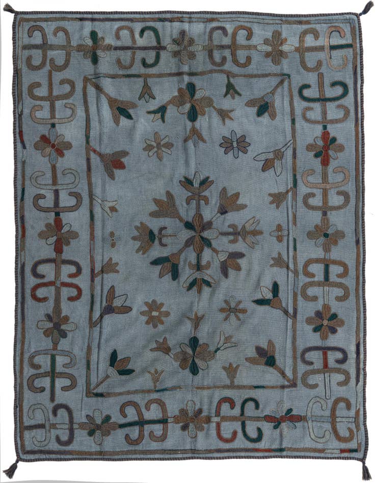 Detail image of 5' 5 x 7' Hand Woven Kilim Suzani Wool Rug