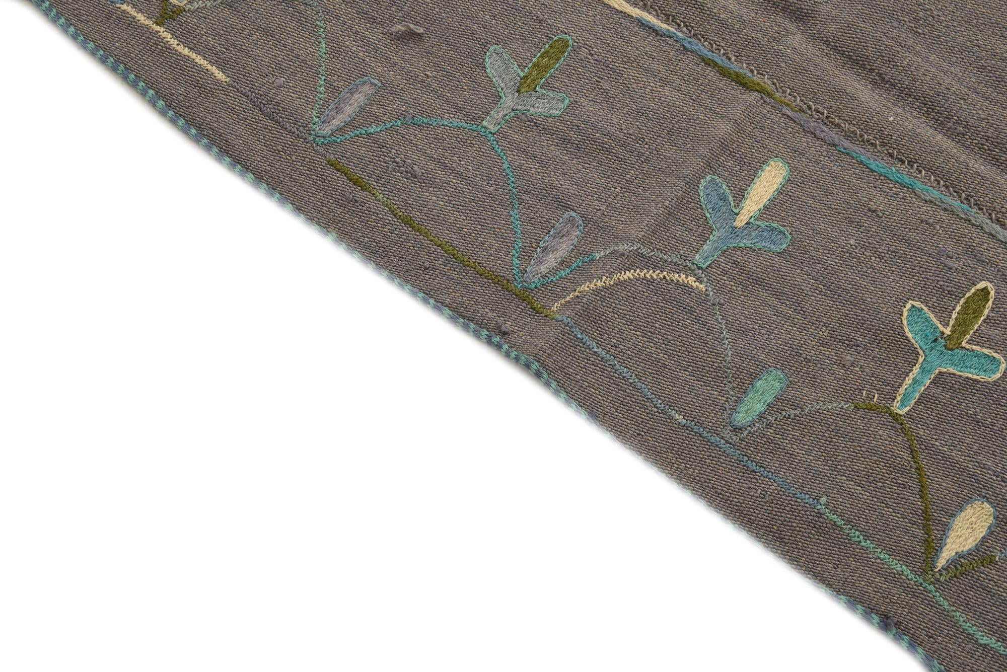 5' 9 x 6' 2 Hand Woven Kilim Suzani Wool Rug