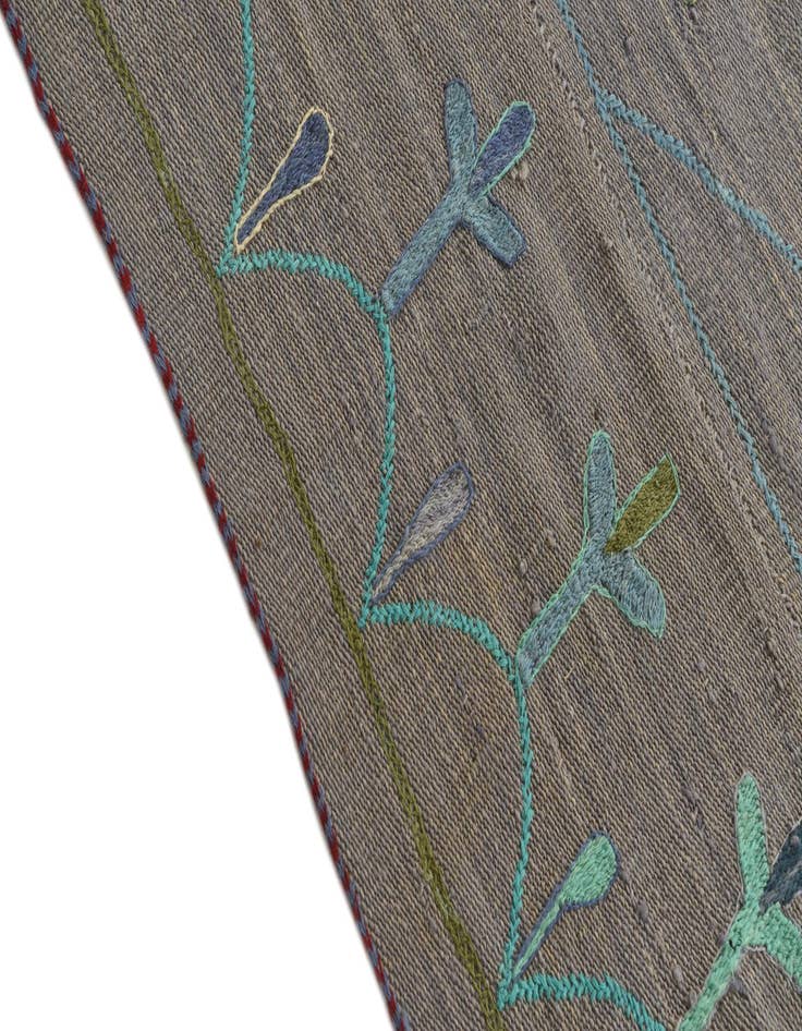 Detail image of 4' 7 x 6' 9  Hand Woven Kilim Suzani Wool Rug