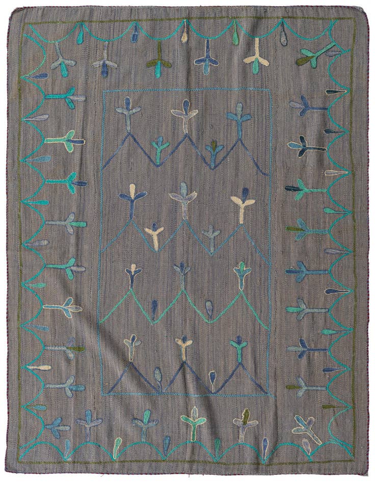 Detail image of 4' 7 x 6' 9 Hand Woven Kilim Suzani Wool Rug