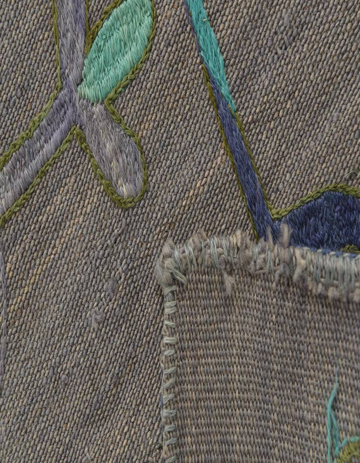 Detail image of 5' 9 x 7' 5  Hand Woven Kilim Suzani Wool Rug