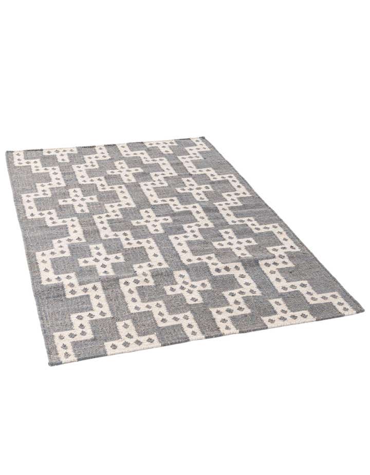 4' 2 x 6' 1 Hand Woven Kilim Wool Rug