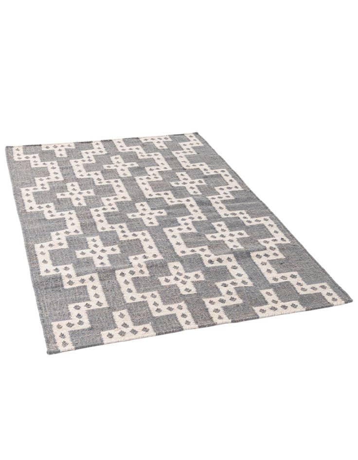 Detail image of 4' 2 x 6' 1 Hand Woven Kilim Wool Rug
