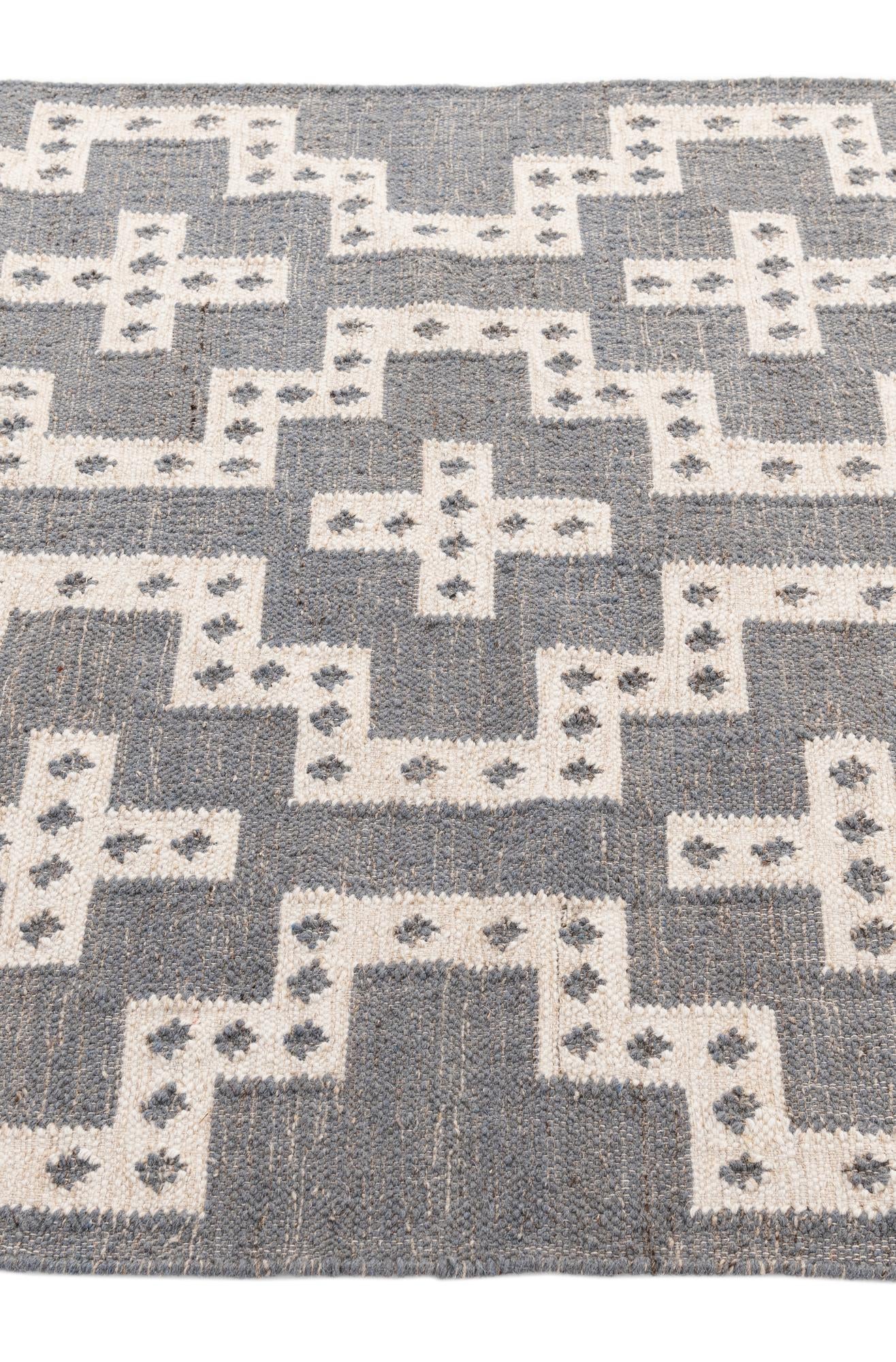 4' 2 x 6' 1 Hand Woven Kilim Wool Rug