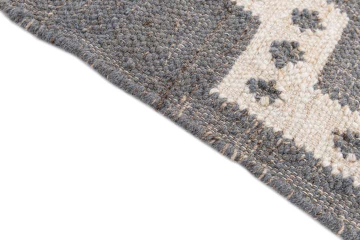 4' 2 x 6' 1 Hand Woven Kilim Wool Rug