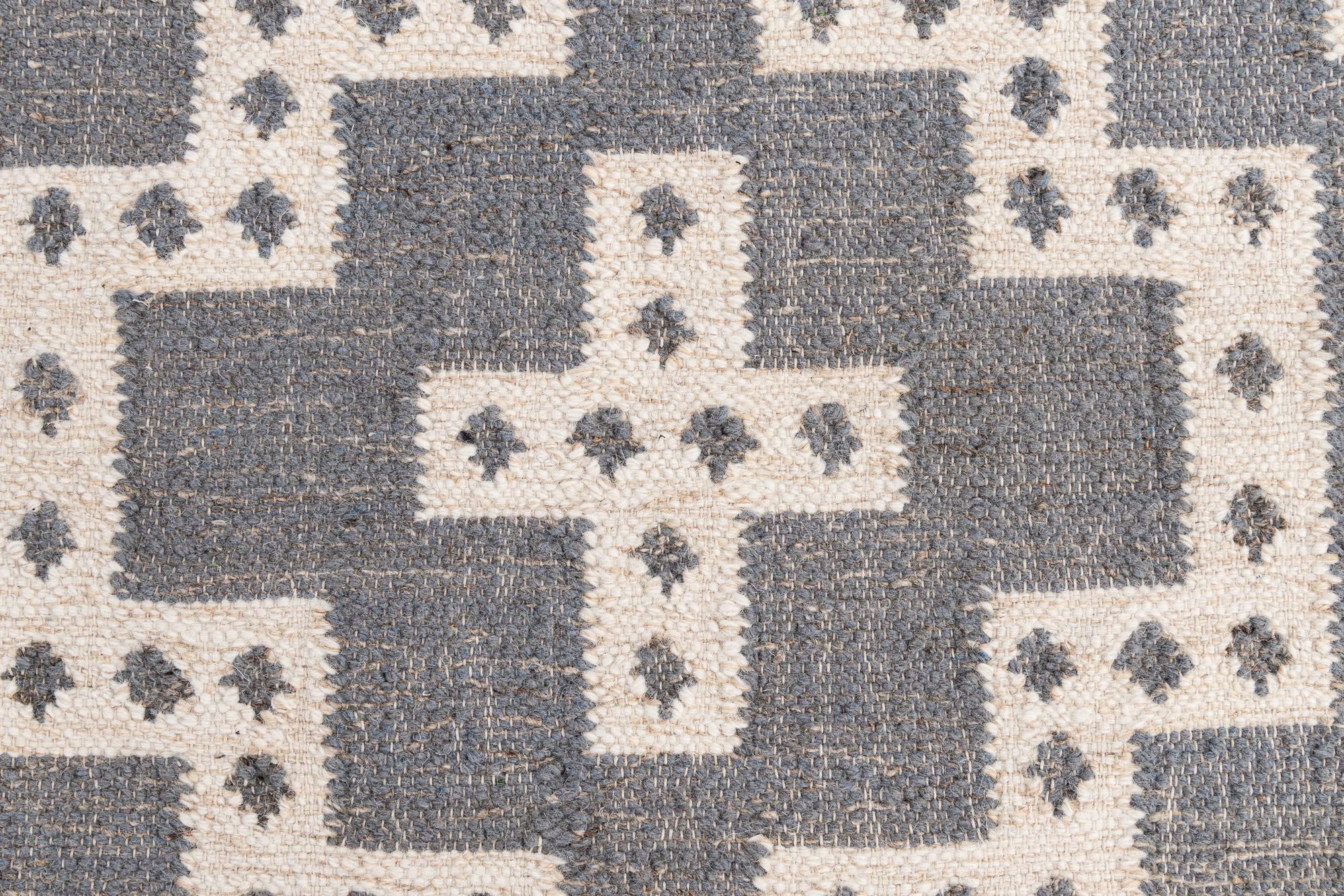 4' 2 x 6' 1 Hand Woven Kilim Wool Rug