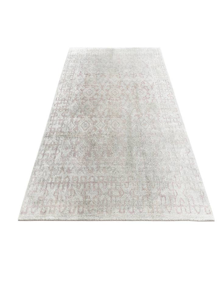 Detail image of 7' 11 x 10' 10 Hand Knotted Kundan Rug