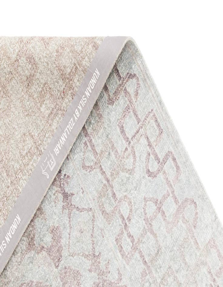 Detail image of 7' 11 x 10' 10  Hand Knotted Kundan Rug