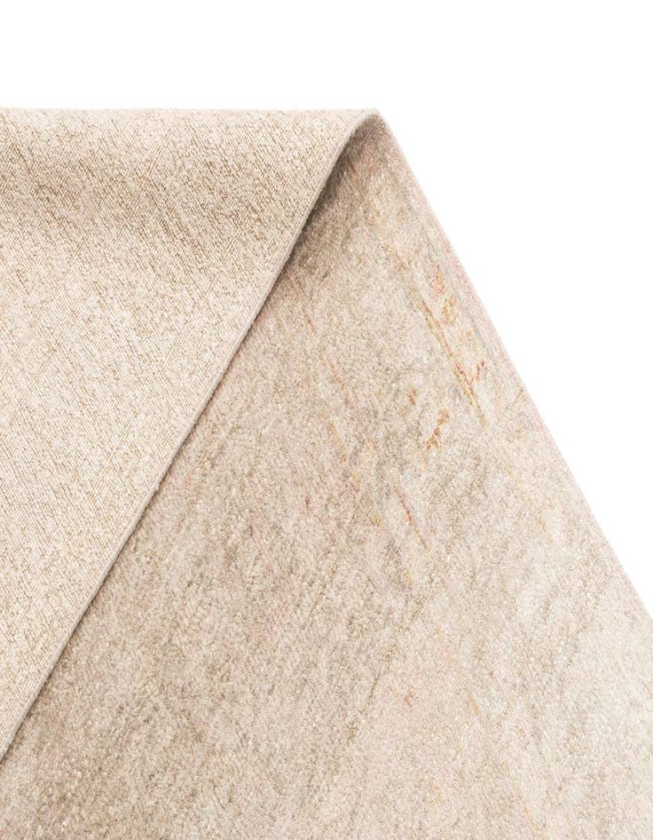 Detail image of 5' 7 x 8' 6  Hand Knotted Kundan Rug