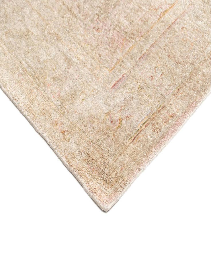 Detail image of 5' 7 x 8' 6  Hand Knotted Kundan Rug