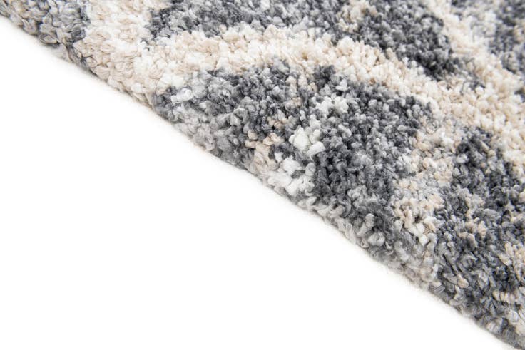 Detail image of 5' 4 x 7' 7 Lagom Shag Rug