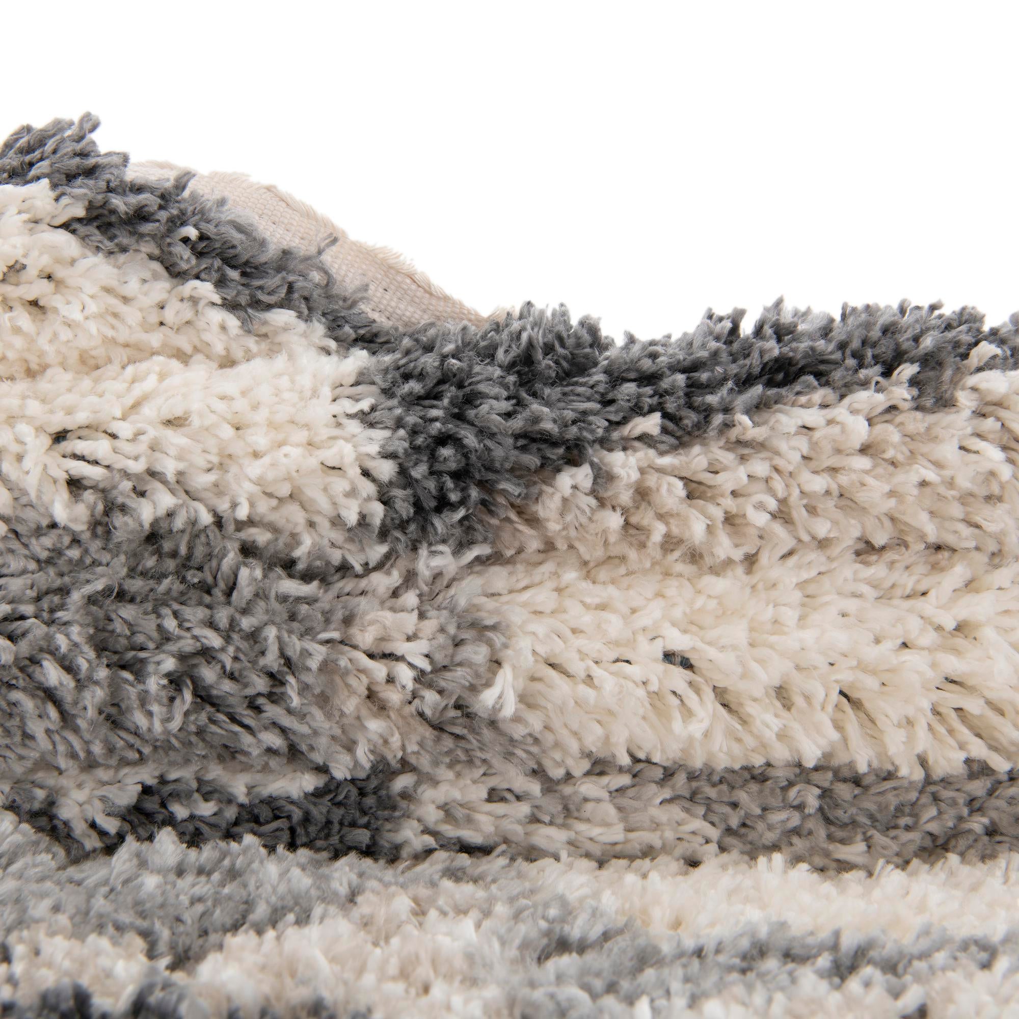 5' x 8' Lagom Shag Rug