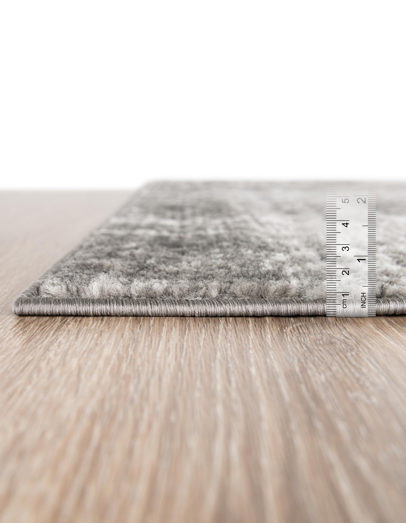 5' 3 x 8' Laguna Rug