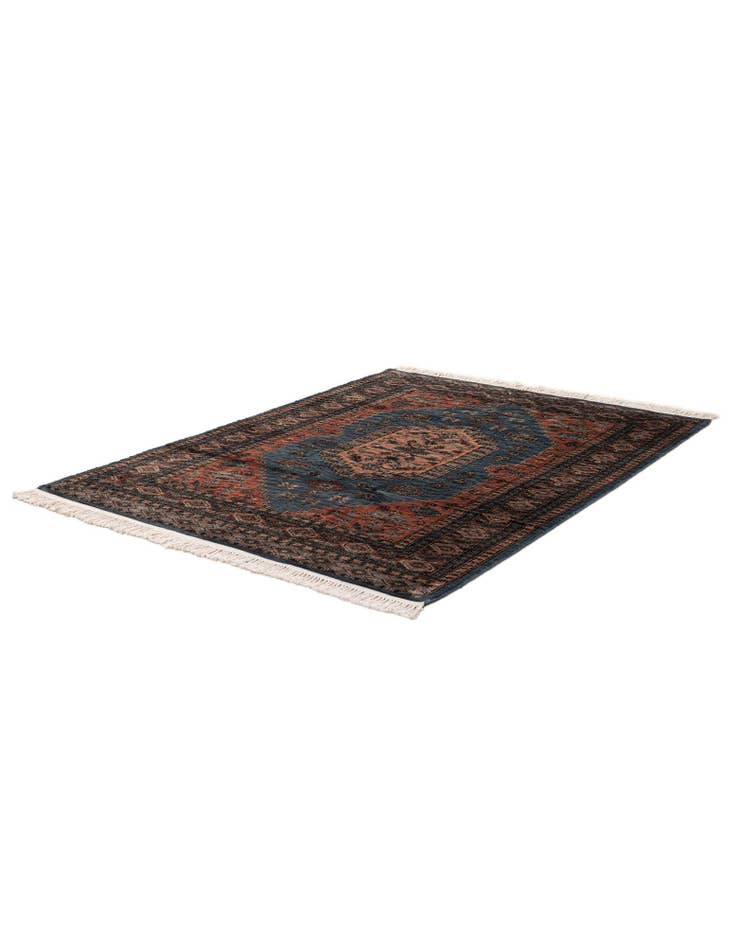 Detail image of 4' 2 x 5' 8 Hand Knotted Lahour Oriental Wool Rug