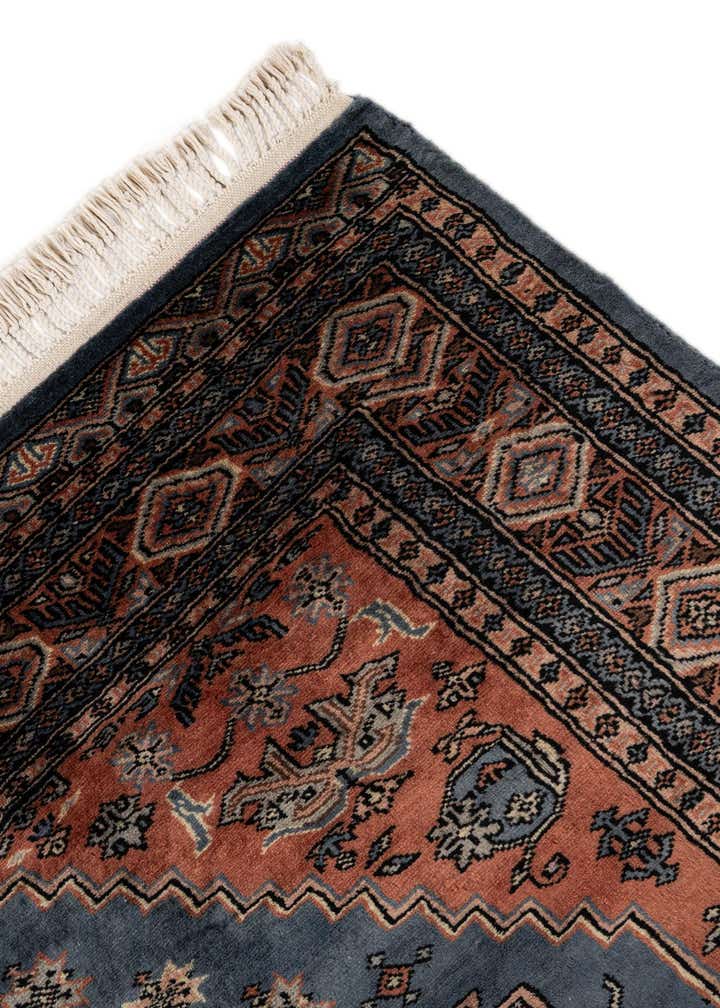 4' 2 x 5' 8 Hand Knotted Lahour Oriental Wool Rug