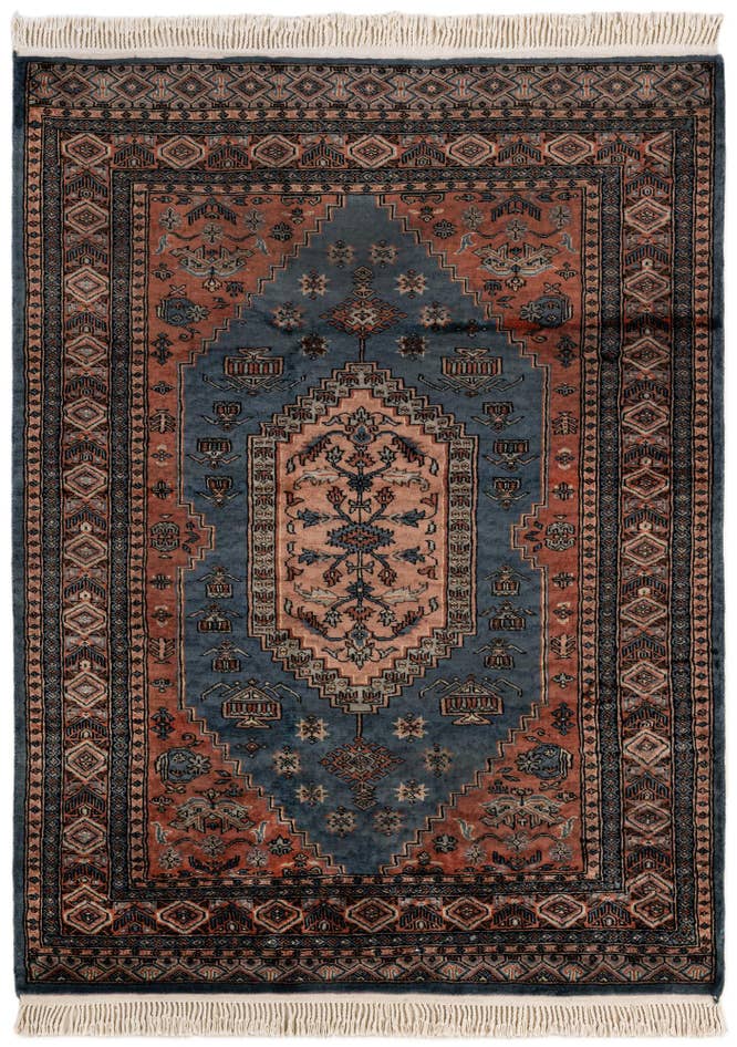 Detail image of 4' 2 x 5' 8 Hand Knotted Lahour Oriental Wool Rug