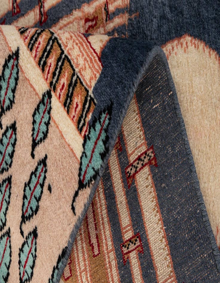 Detail image of 2' 1 x 3' 4  Hand Knotted Lahour Oriental Wool Rug